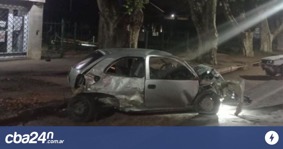 Accidente fatal en Colonia Caroya: chocaron dos autos y falleció una mujer